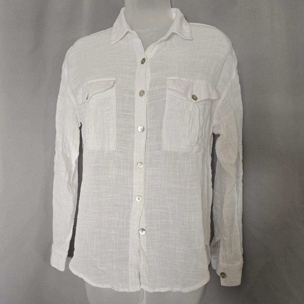 FOREVER 21 White Gauze Button-Up Shirt